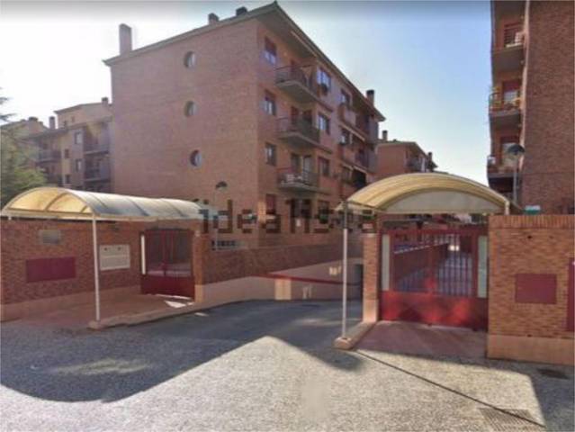 Piso en Venta en Calle de Aldebarán, 15B en Valdefierro