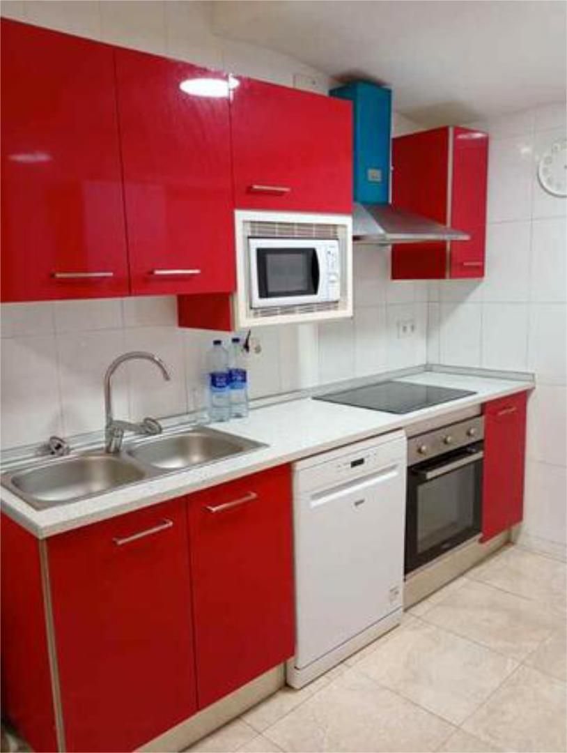 Cuina de Pis de lloguer en Valladolid Capital amb Calefacció i Moblat