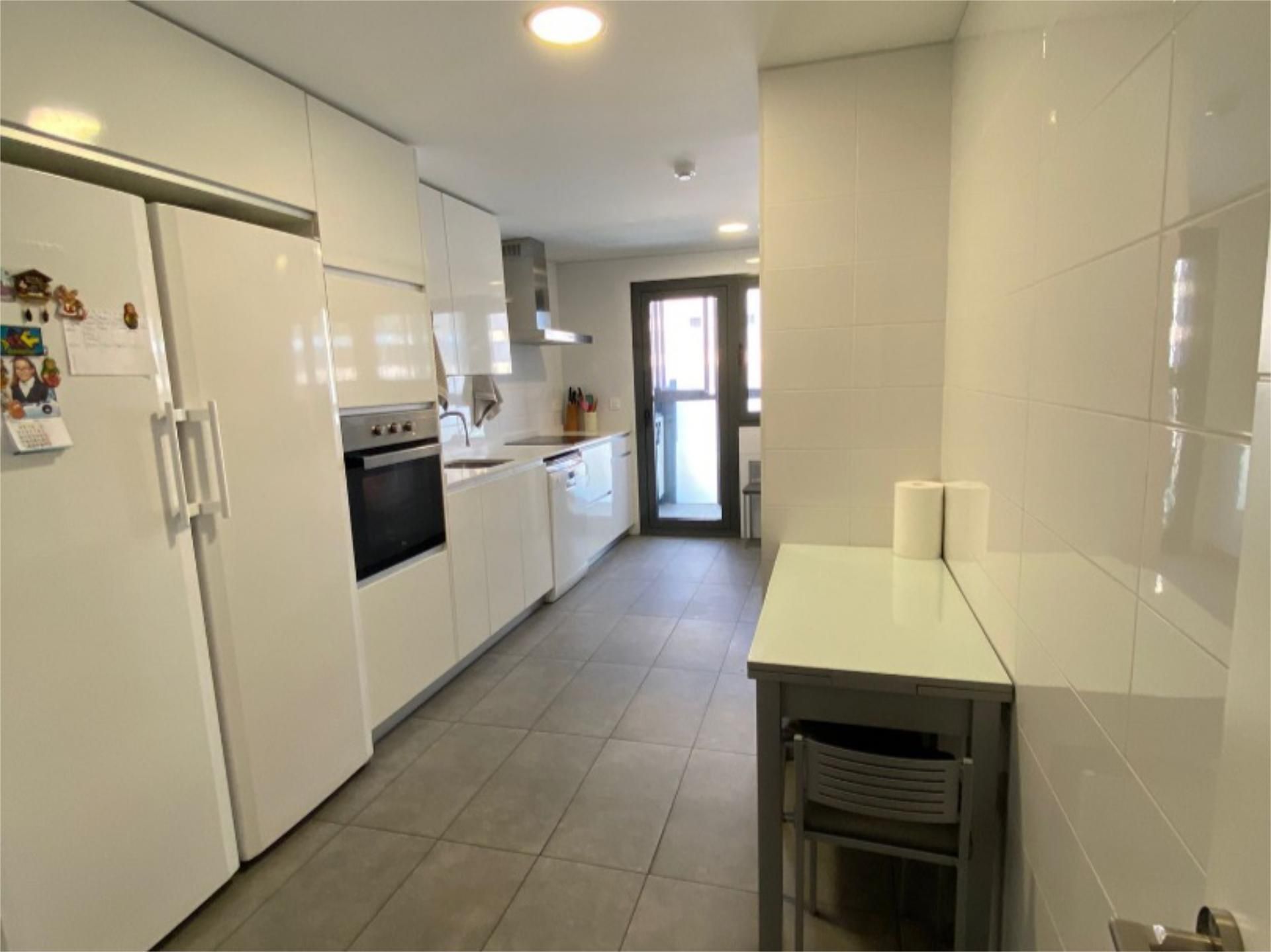 Cocina de Piso de alquiler en  Madrid Capital con Aire acondicionado, Calefacción y Parquet