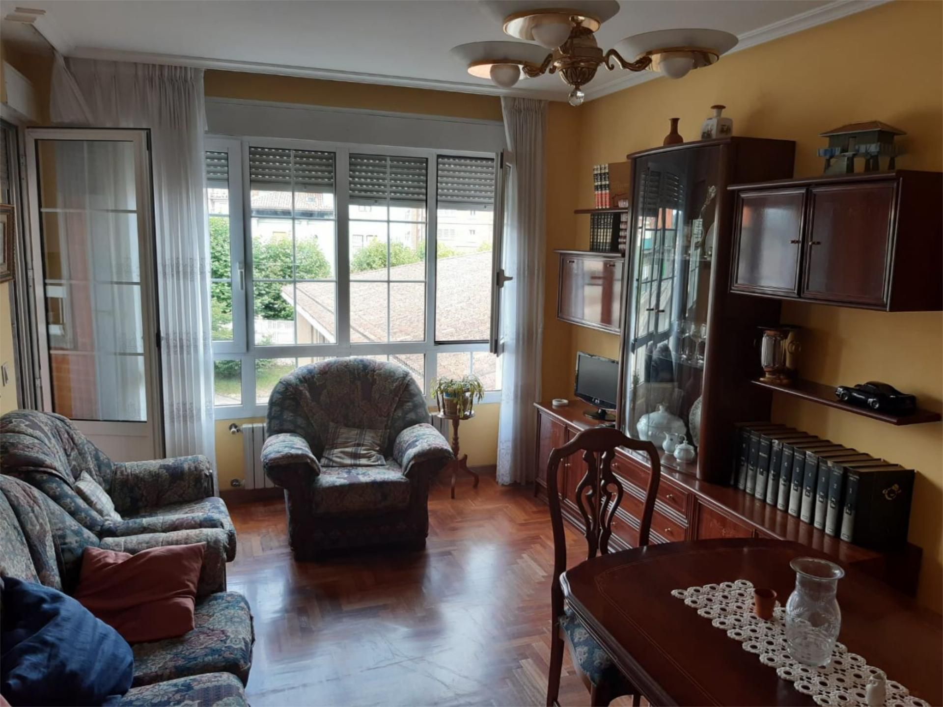 Living room of Apartment for sale in Avilés