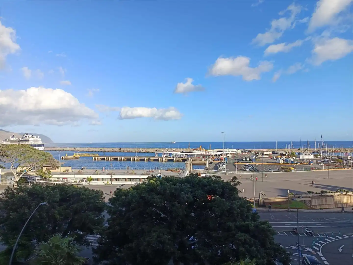 Piso en venta en Calle la Marina, 1, Centro Vista exterior de Piso en venta en Santa Cruz de Tenerife con Trastero, Parking comunitario y Balcón