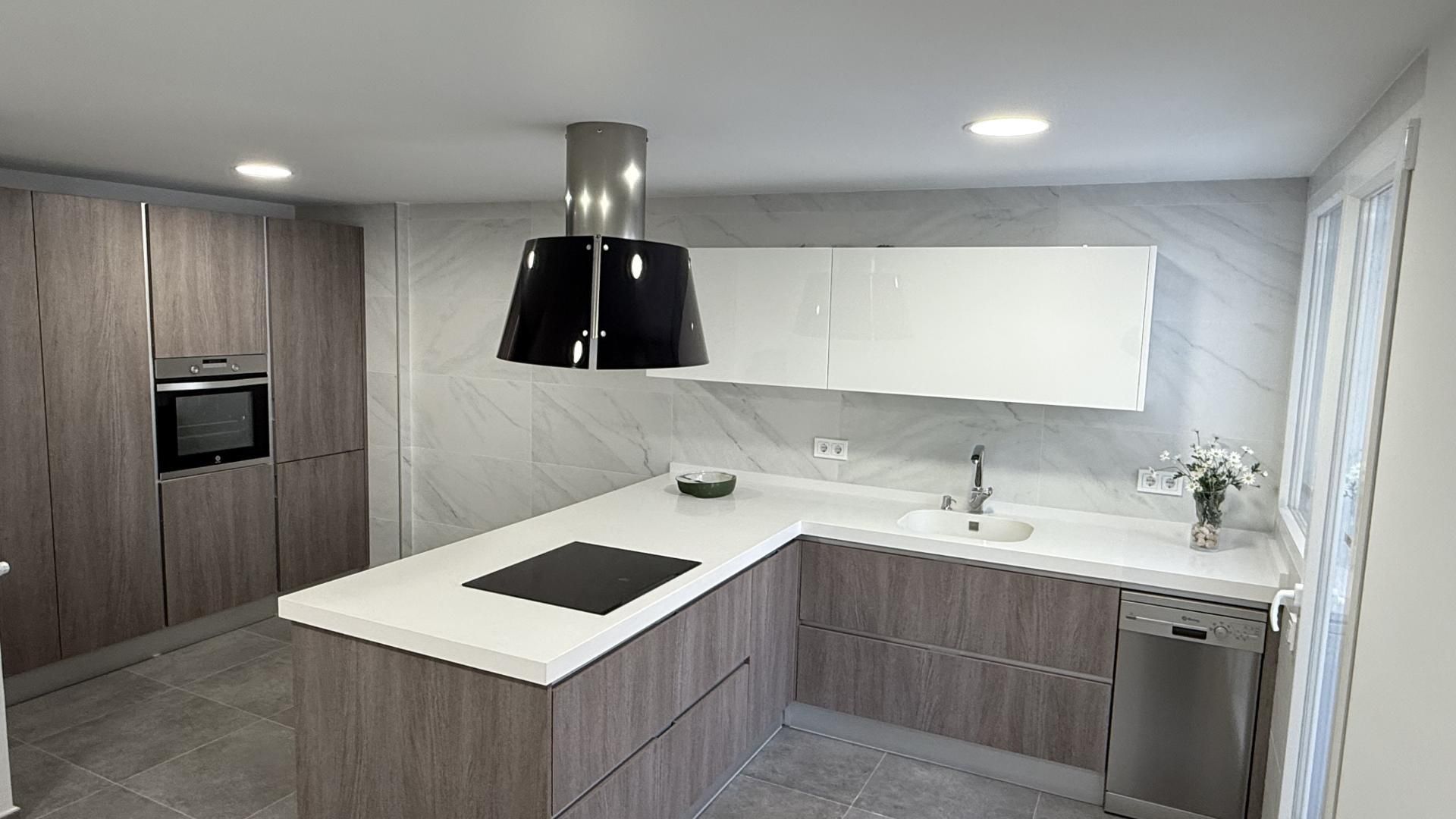 Kitchen of Flat for sale in Ávila Capital  with Terrace and Balcony