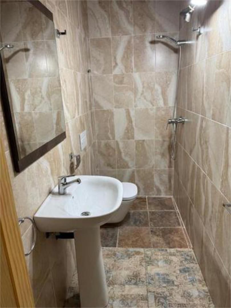 Baño de Casa o chalet en venta en Benatae con Terraza y Piscina