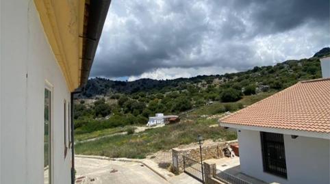 Foto 2 de Casa adosada en venta en Calle la Maimona, 16, Benaocaz, Cádiz