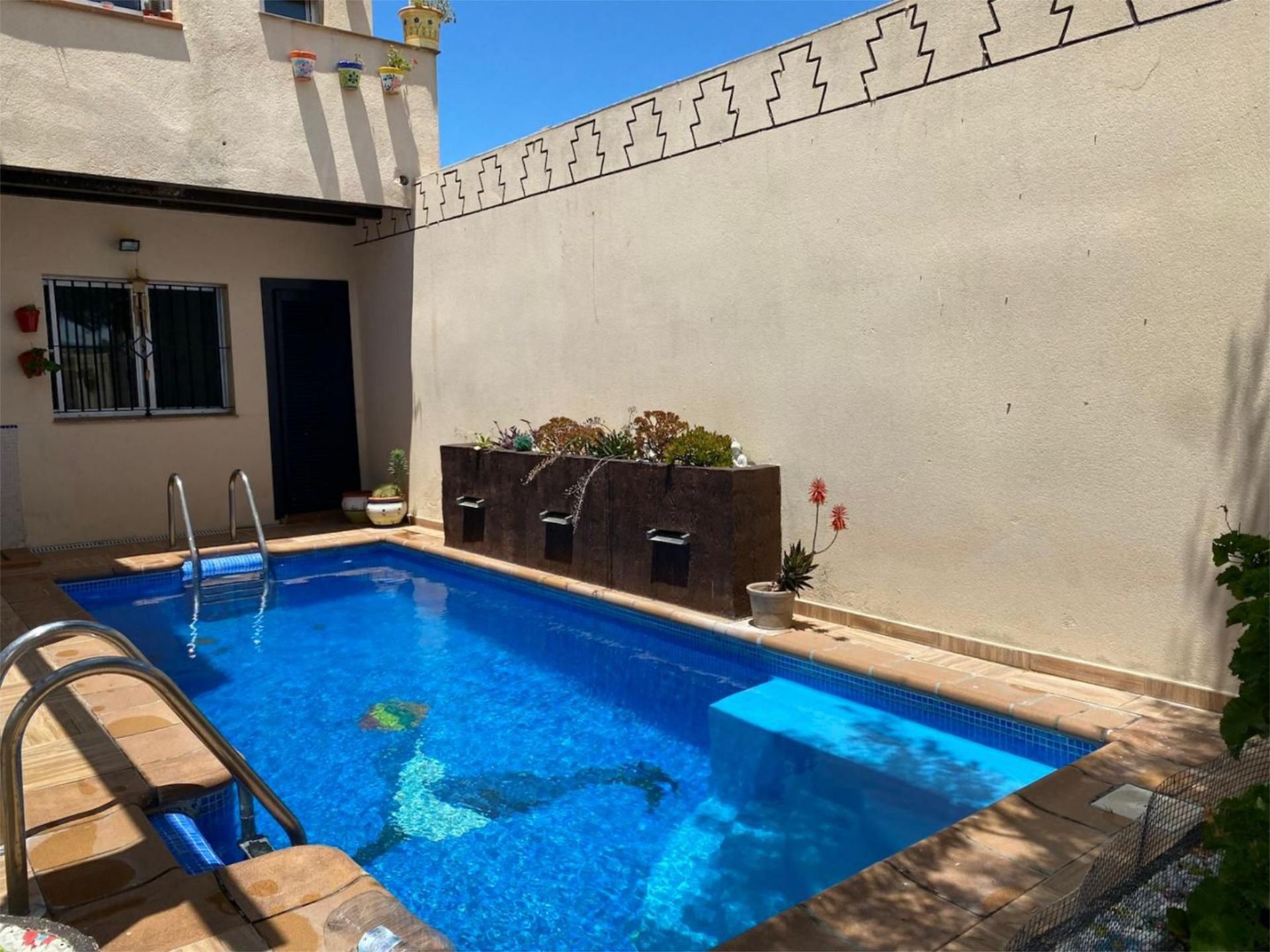 Flat to rent in Calle Fray Pedro Beltrán, 4, V Centenario - Piletas - Capuchinos