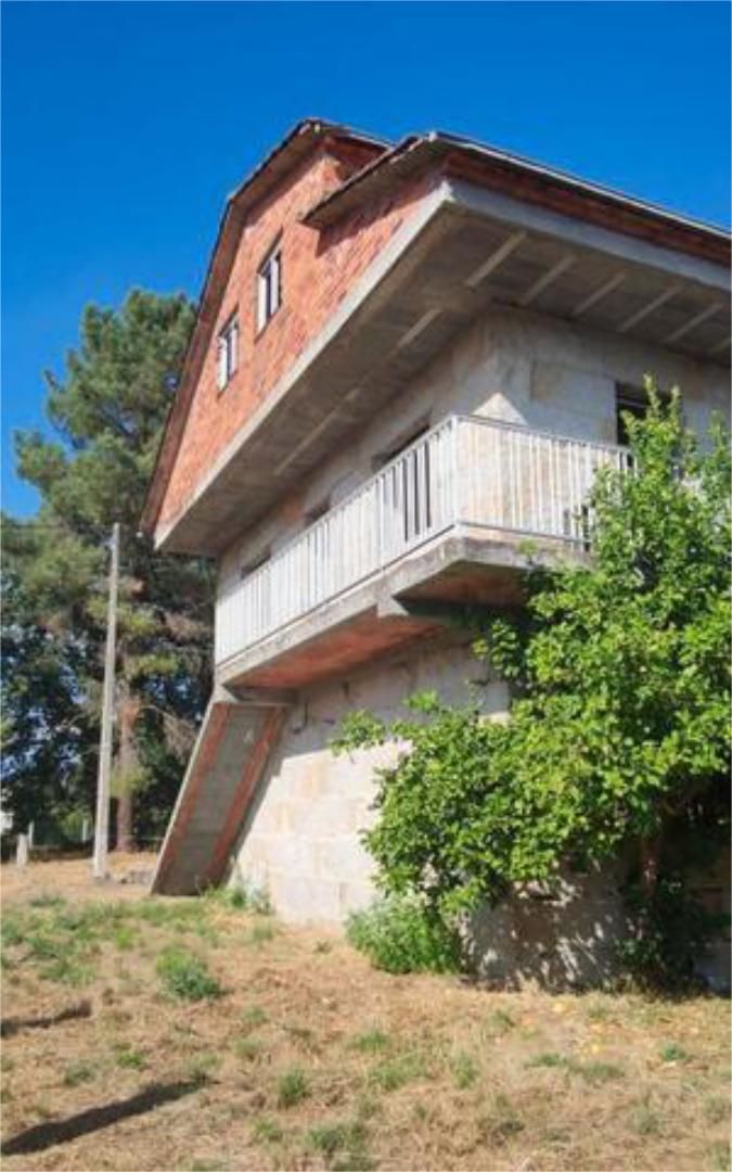 Vista exterior de Casa o xalet en venda en Barbadás amb Terrassa