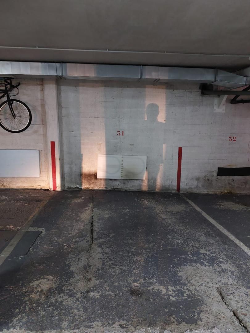 Parking of Garage to rent in Cambre 