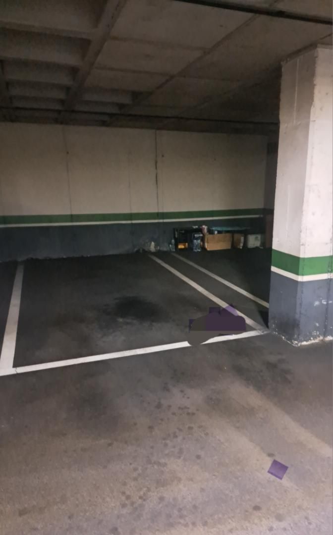 Aparcament de Garatge de lloguer en Oviedo 