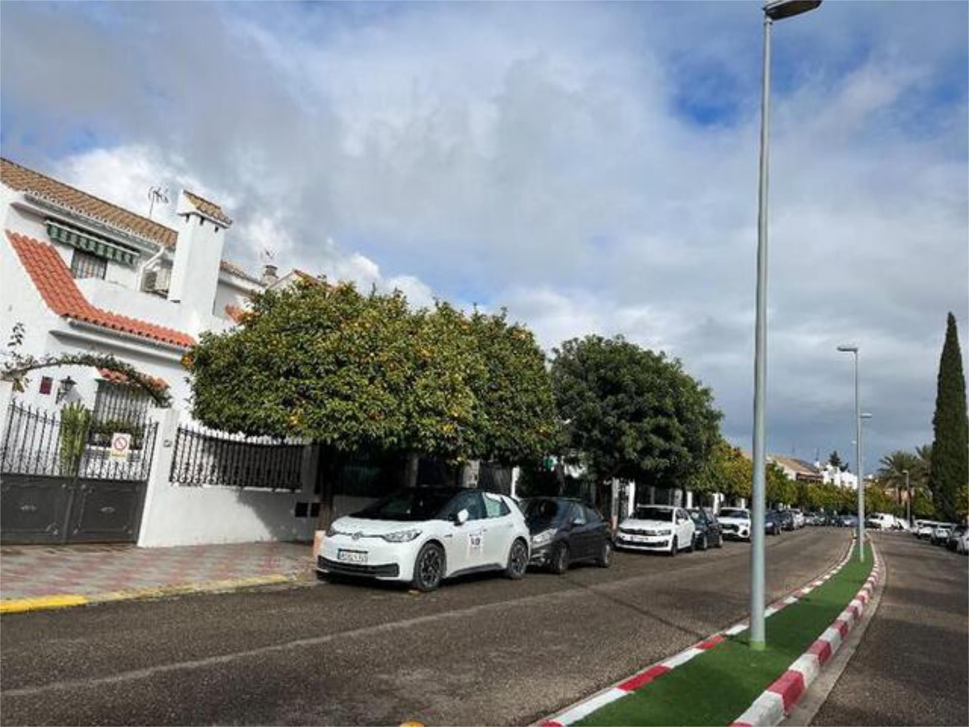 Parking of House or chalet for sale in Tomares  with Terrace