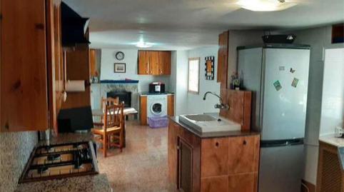 Foto 2 de Casa adosada en venta en Montefrío, Granada