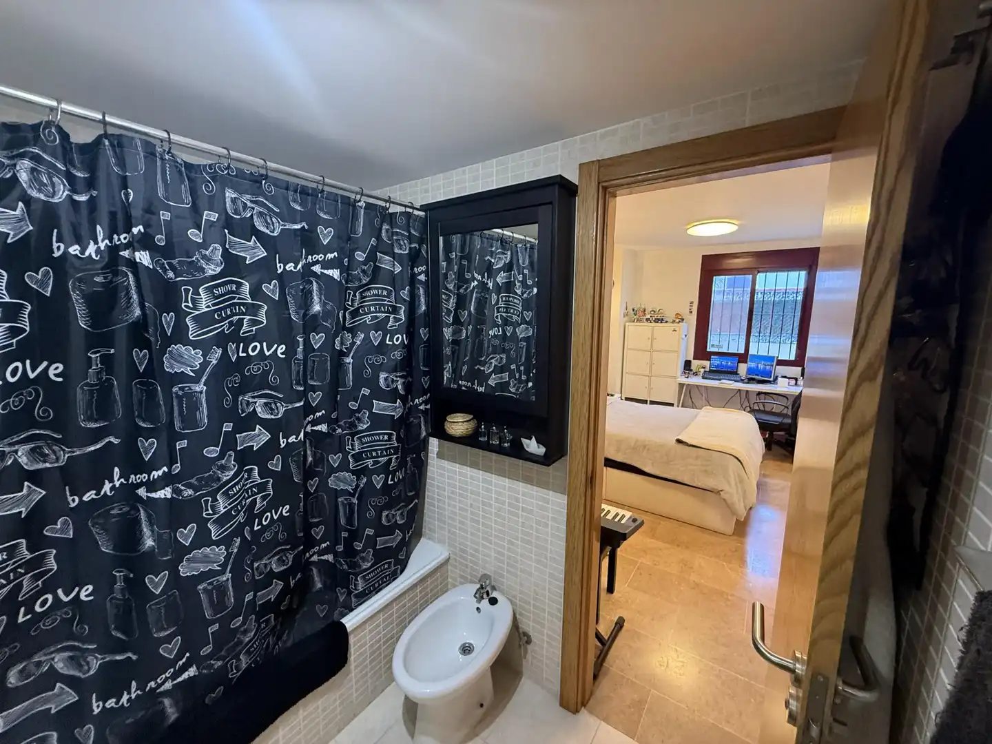 Piso en venta en Calle Montmatre, 9, Calvario Baño de Piso en venta en Torremolinos con Jardín privado, Terraza y Piscina
