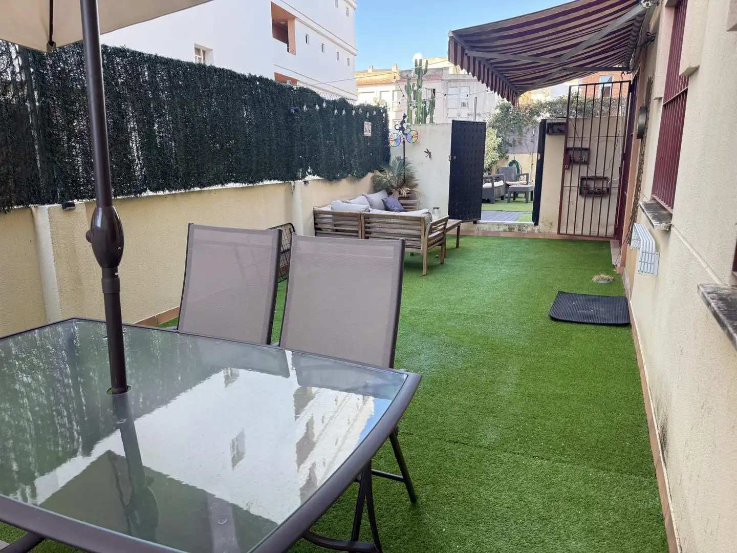 Piso en venta en Calle Montmatre, 9, Calvario Terraza de Piso en venta en Torremolinos con Jardín privado, Terraza y Piscina