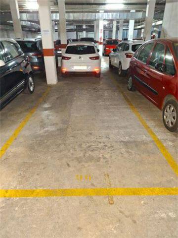 Garaje en Alquiler en Colores -  Entreparques