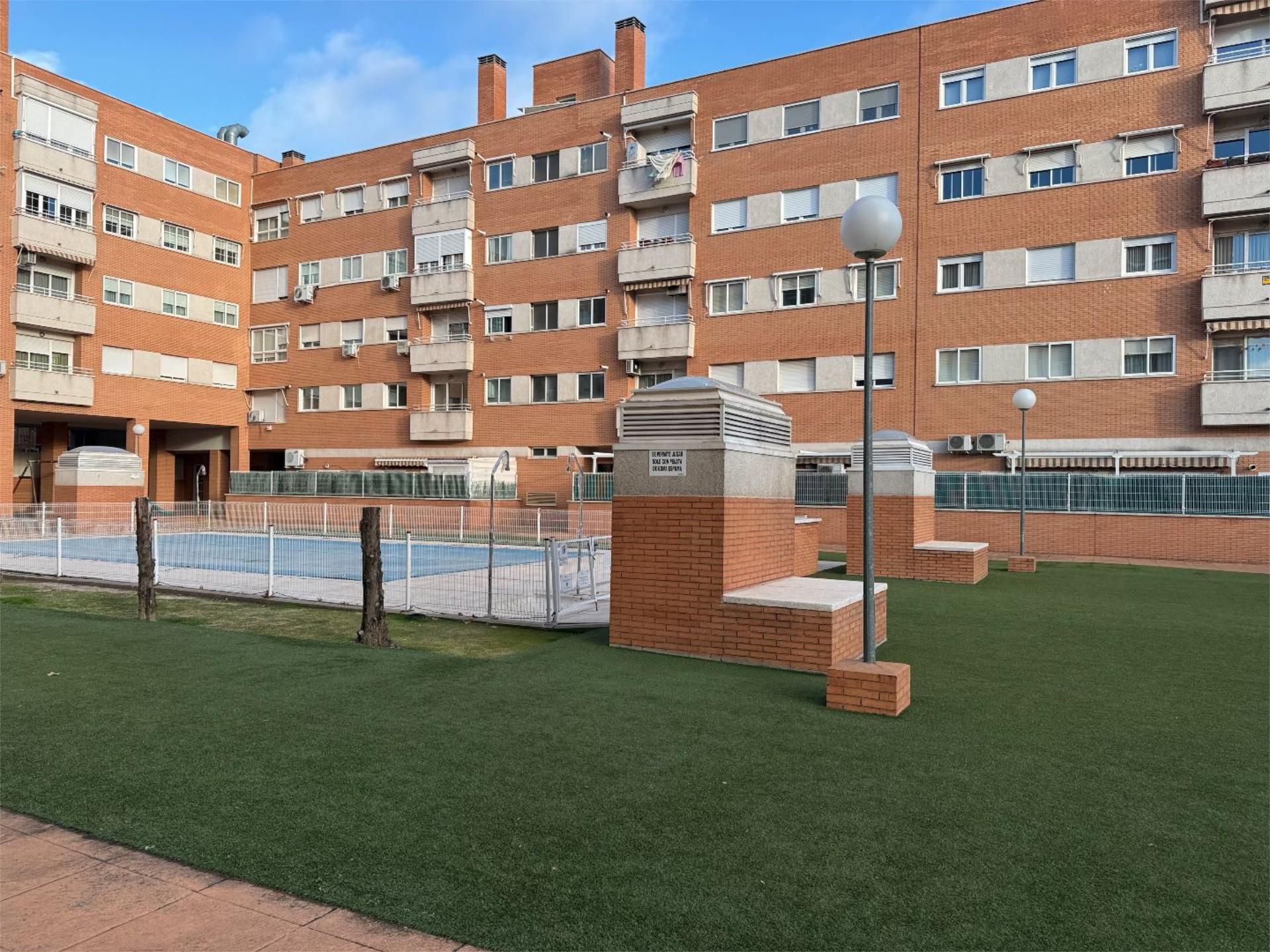 Vista exterior de Pis de lloguer en Leganés amb Aire condicionat, Calefacció i Parquet