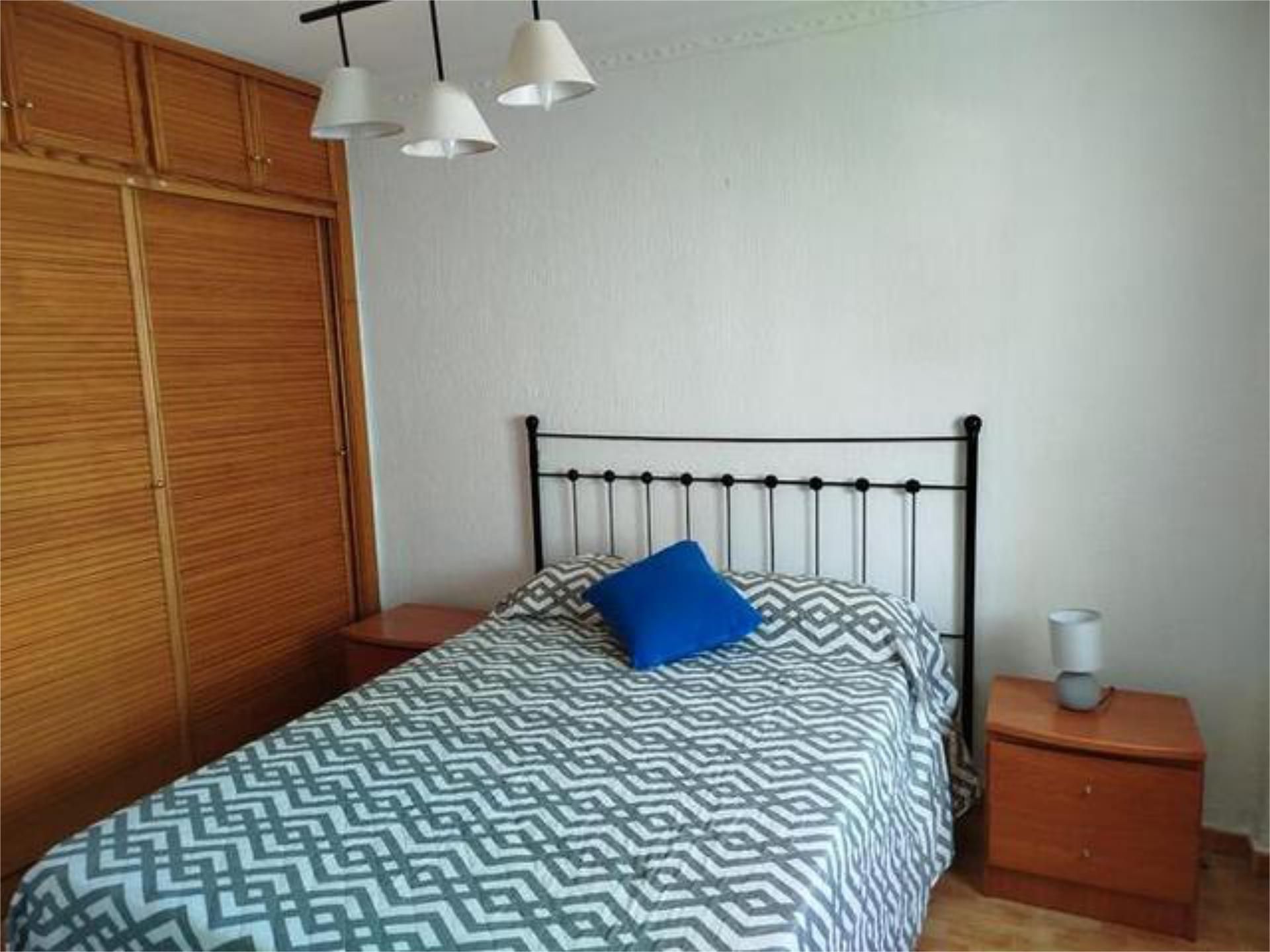 Dormitori de Pis en venda en  Huelva Capital amb Calefacció i Moblat