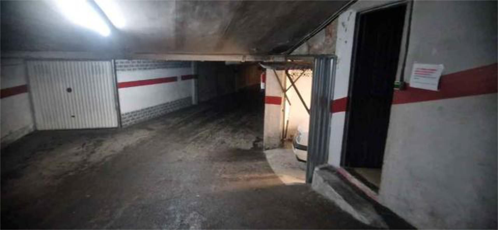 Garage to rent in Avilés