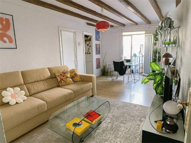 Piso en Venta en Carrer de les Basses de Sant Pere, 26 en Sant Pere, Sta. Caterina i la Ribera