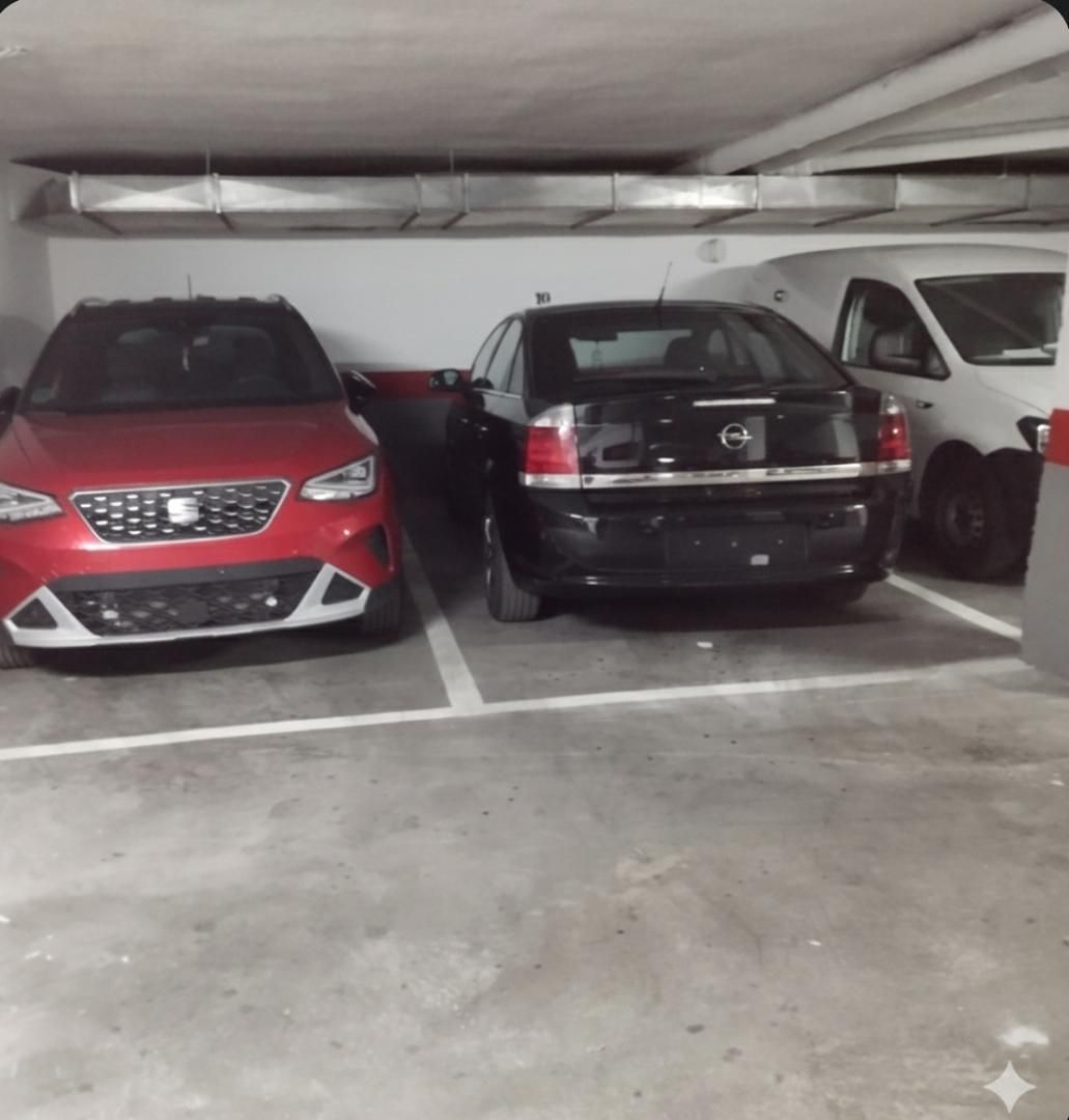 Parking of Garage to rent in  Logroño