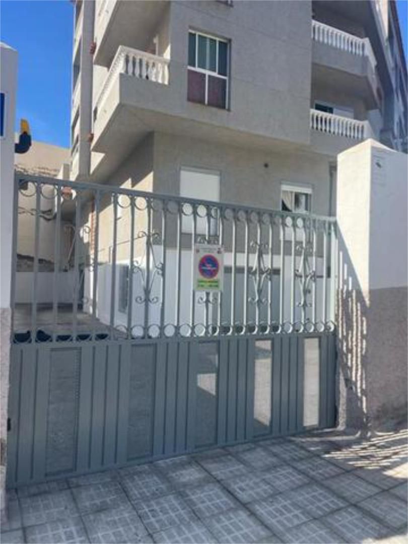 Vista exterior de Traster de lloguer en Arona