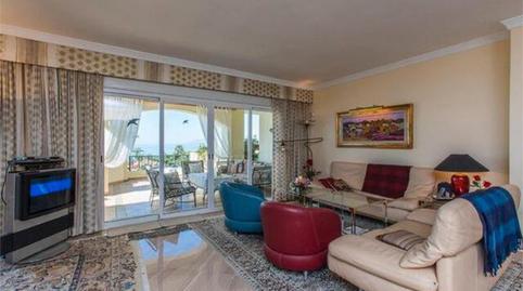 Foto 2 de Àtic en venda a Romana Playa, Marbella