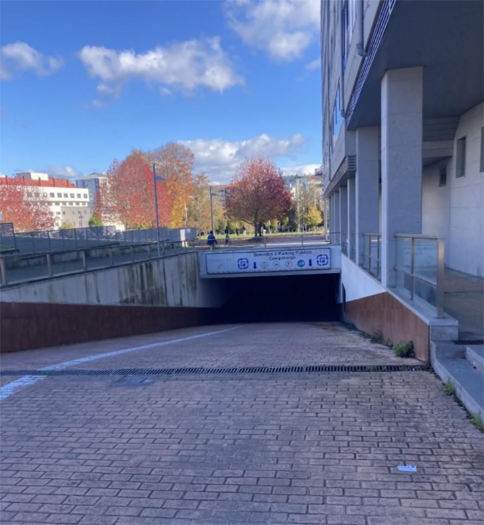 Parking of Garage to rent in Pontevedra Capital 