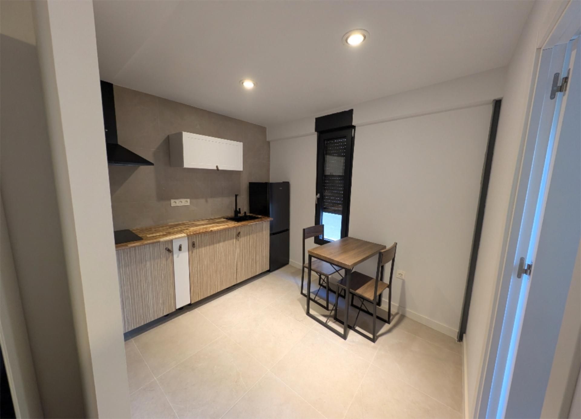 Estudio de alquiler en Carrer del Filet de Fora, 80, El Raval - Portes Encarnades