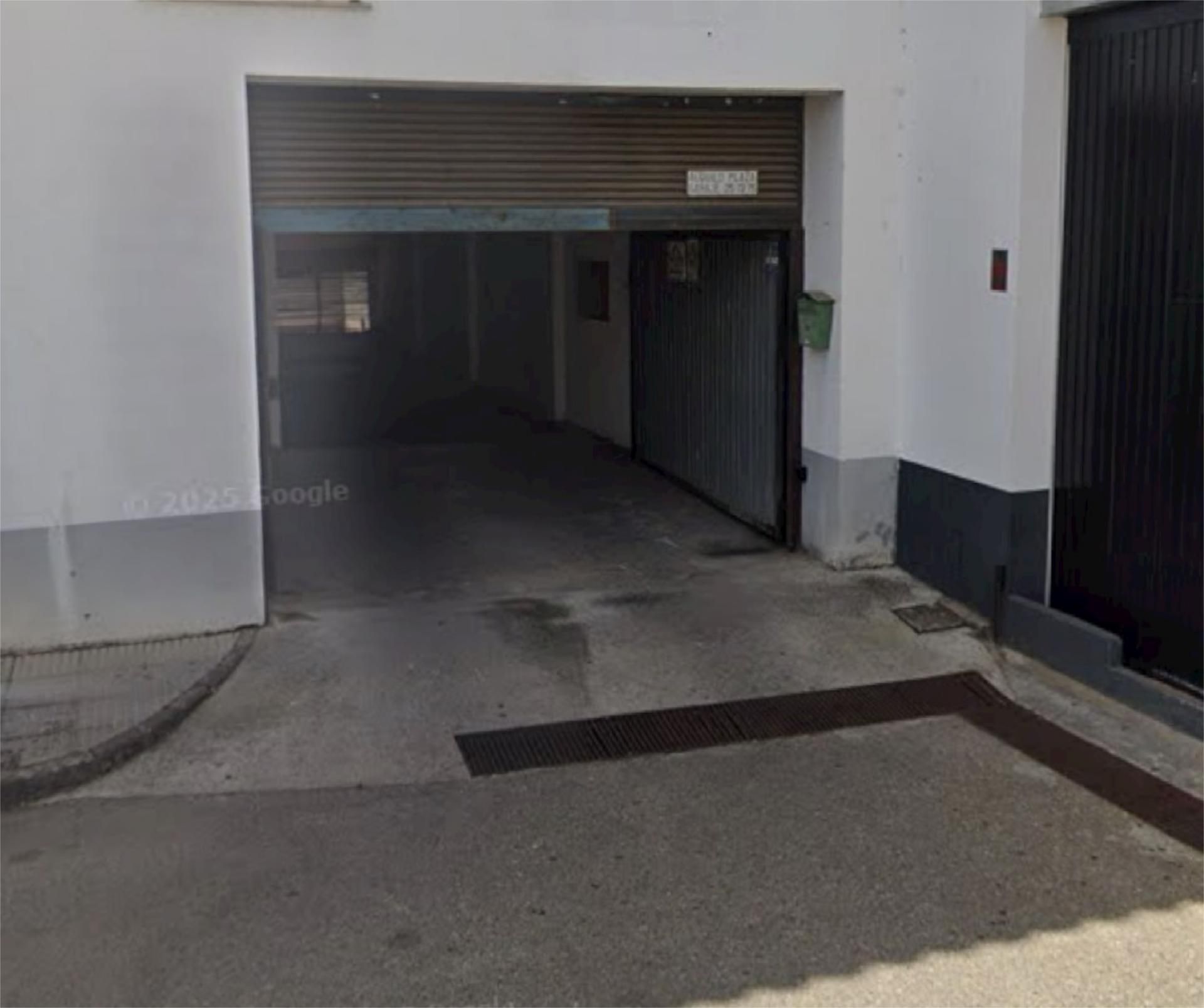 Parking of Garage to rent in Olivenza
