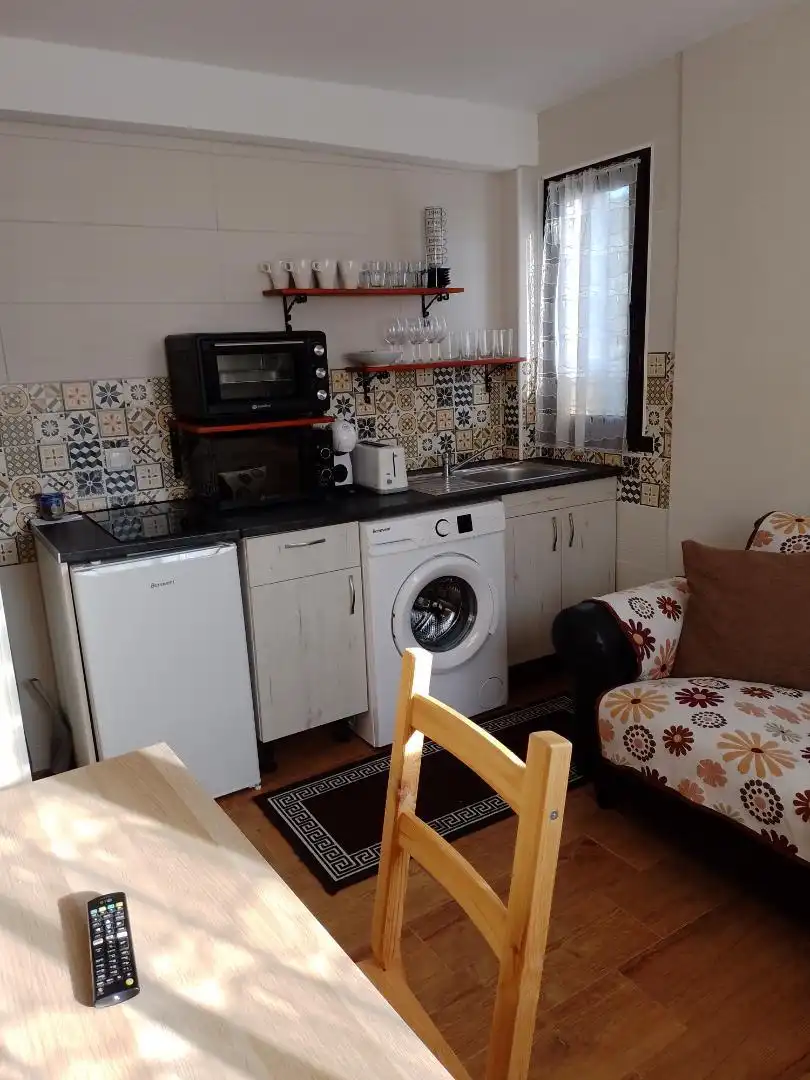 Pis en venda a Avenida de Riego, 25, Muros de Nalón Cuina de Pis en venda en Muros de Nalón amb Calefacció, Jardí privat i Terrassa