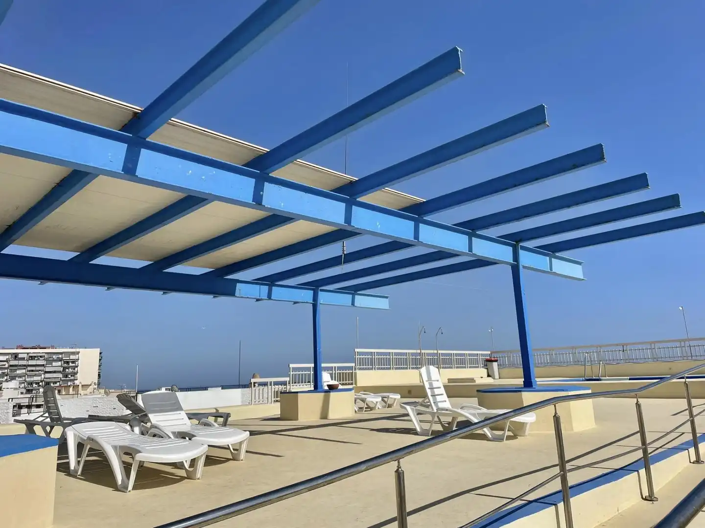 Flat for sale in Avenida Duque de Ahumada, 11, Playa Bajadilla - Puertos Terrace of Flat for sale in Marbella with Air Conditioner, Terrace and Swimming Pool