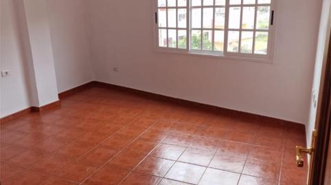 Foto 2 de Planta baixa en venda a Calle Alicante, 58, La Laguna, San Cristóbal de la Laguna