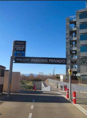 Garaje en Alquiler en Parque Lagos