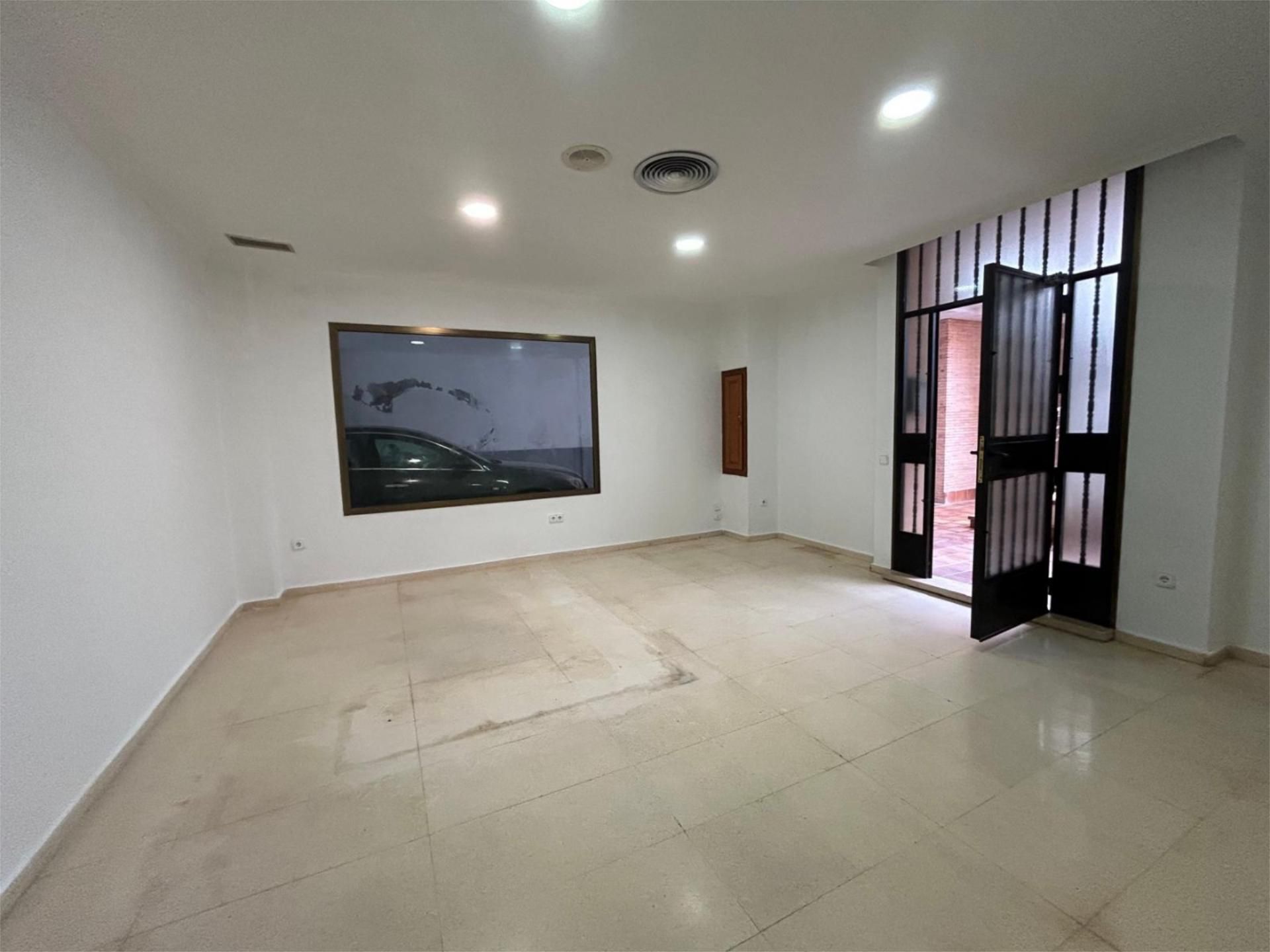 Flat for sale in Montilla  with Air Conditioner