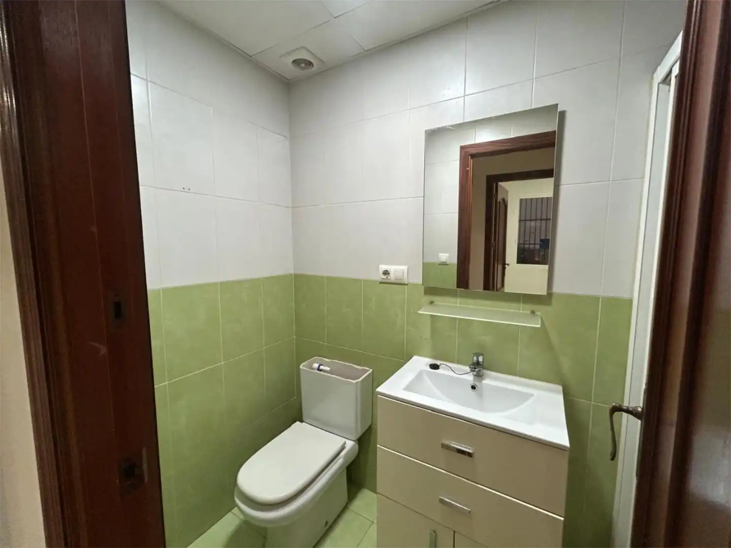 Piso en venta en Calle Puerta de Aguilar, 12, Montilla Baño de Piso en venta en Montilla con Aire acondicionado y Calefacción