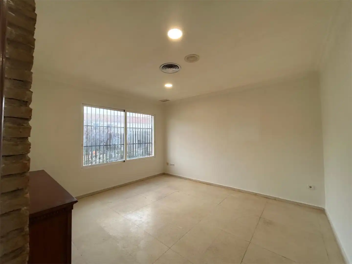 Piso en venta en Calle Puerta de Aguilar, 12, Montilla Piso en venta en Montilla con Aire acondicionado y Calefacción