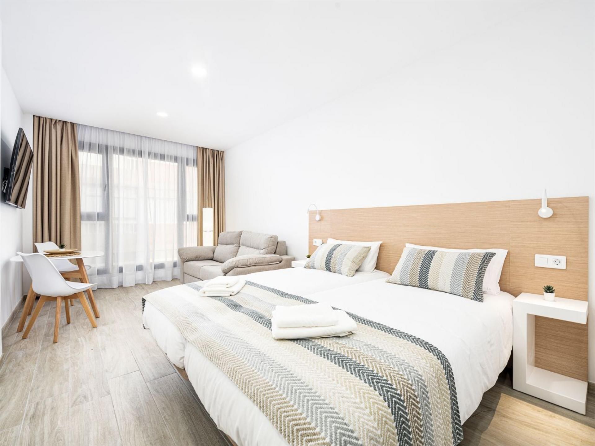 Bedroom of Flat to rent in Las Palmas de Gran Canaria  with Furnished