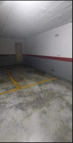 Garaje en Alquiler en Calle Tomás Echeverría, 9 en Parque Ayala - Jardín de la Abadía - Huelín