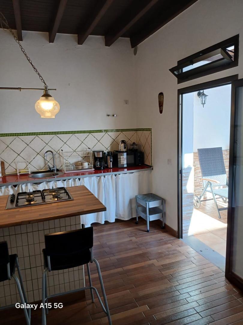 Cuina de Casa adosada de lloguer en Santa Lucía de Tirajana amb Terrassa i Moblat