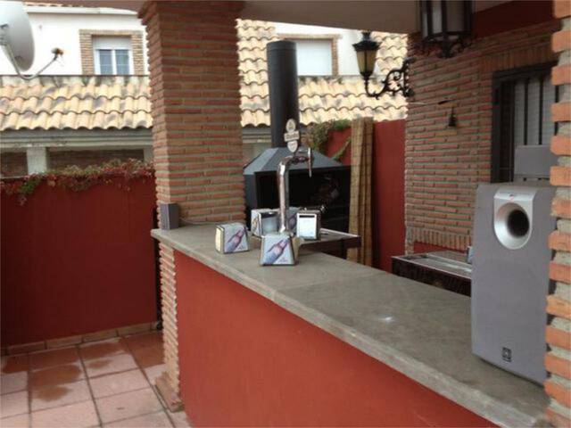 Local comercial en Alquiler en Barrio de la Vega