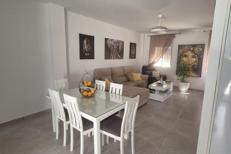 Duplex for sale in Avenida Rafael Beca, 56, Isla Mayor, Sevilla - image 1 Photo 1 of Duplex for sale in Avenida Rafael Beca, 56, Isla Mayor, Sevilla