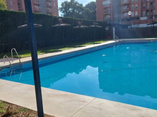 Piso en Venta en Calle Cueva de Menga, 3 en Urbadiez - Entrepuentes