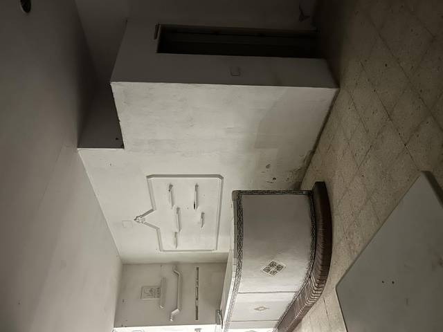 Local comercial en Venta en Calle Mendoza, 20 en Parque Ayala - Jardín de la Abadía - Huelín