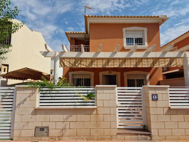 Piso en Alquiler en Calle Isla de Lobos-Castellar I, 285 en Playa Grande - Castellar