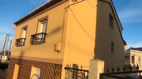 Foto 3 de Casa adosada en venda a Barreiros, Lugo