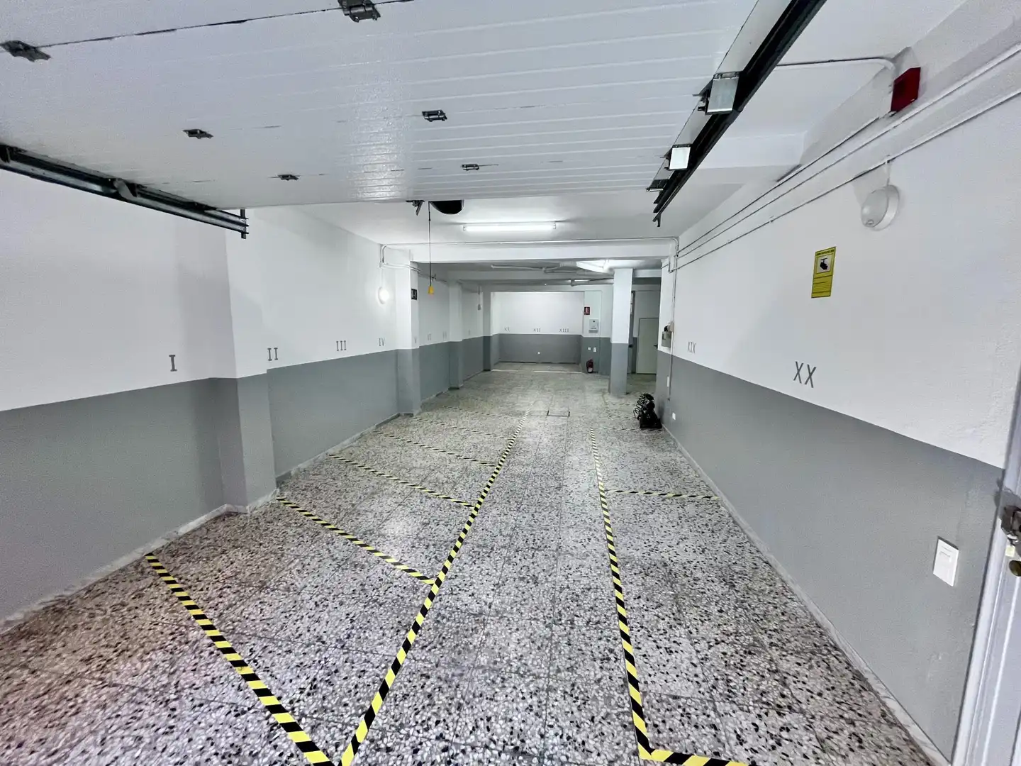Garage for rent in Almería