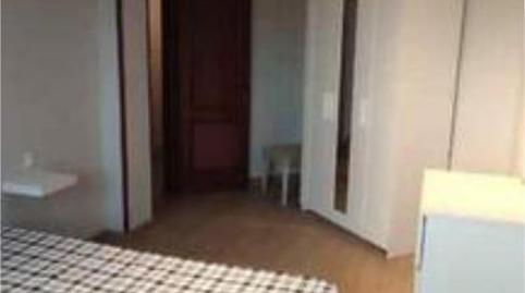 Foto 3 de Piso de alquiler en Lugones, Siero