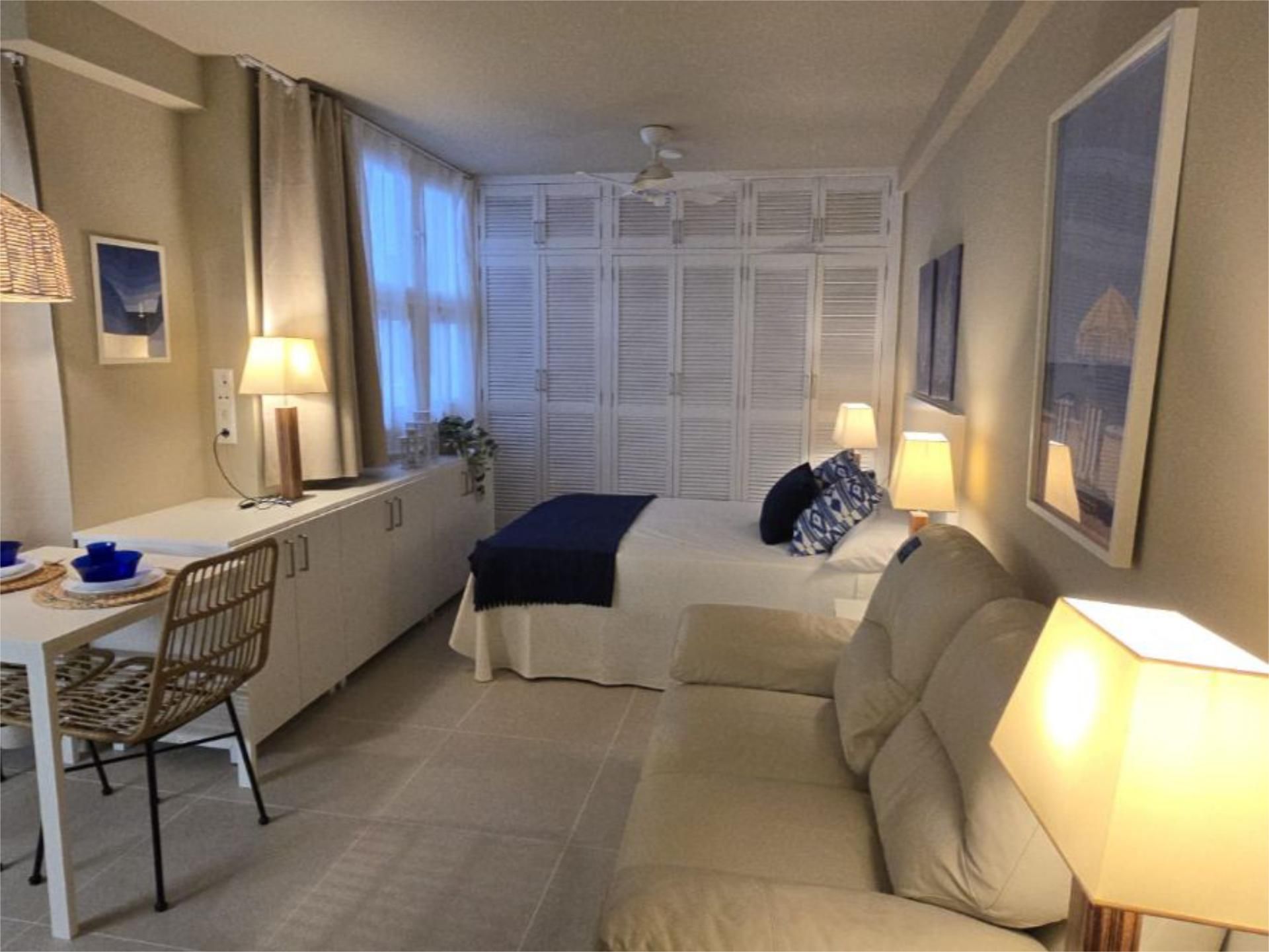 Dormitori de Pis de lloguer en Granadilla de Abona amb Moblat