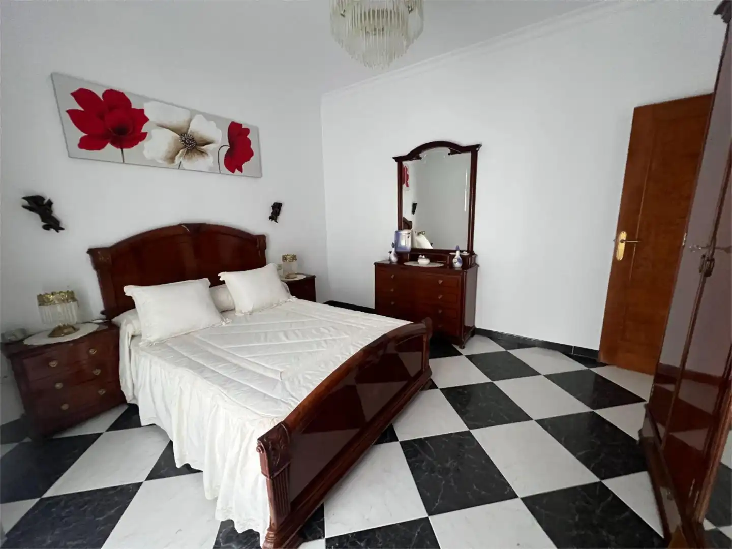 Flat for sale in Plaza Andalucía, Badolatosa Flat for sale in Plaza Andalucía, Badolatosa