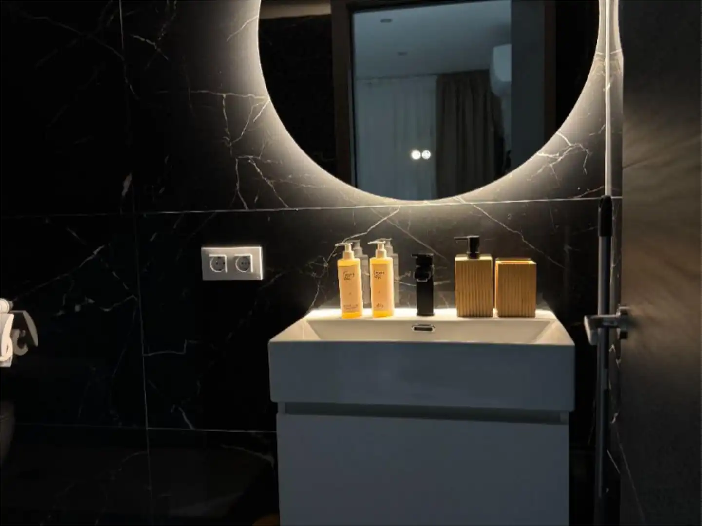 Bathroom of Apartments for sale in Calpe / Calp  with Air Conditioner, Heating and Parquet flooring