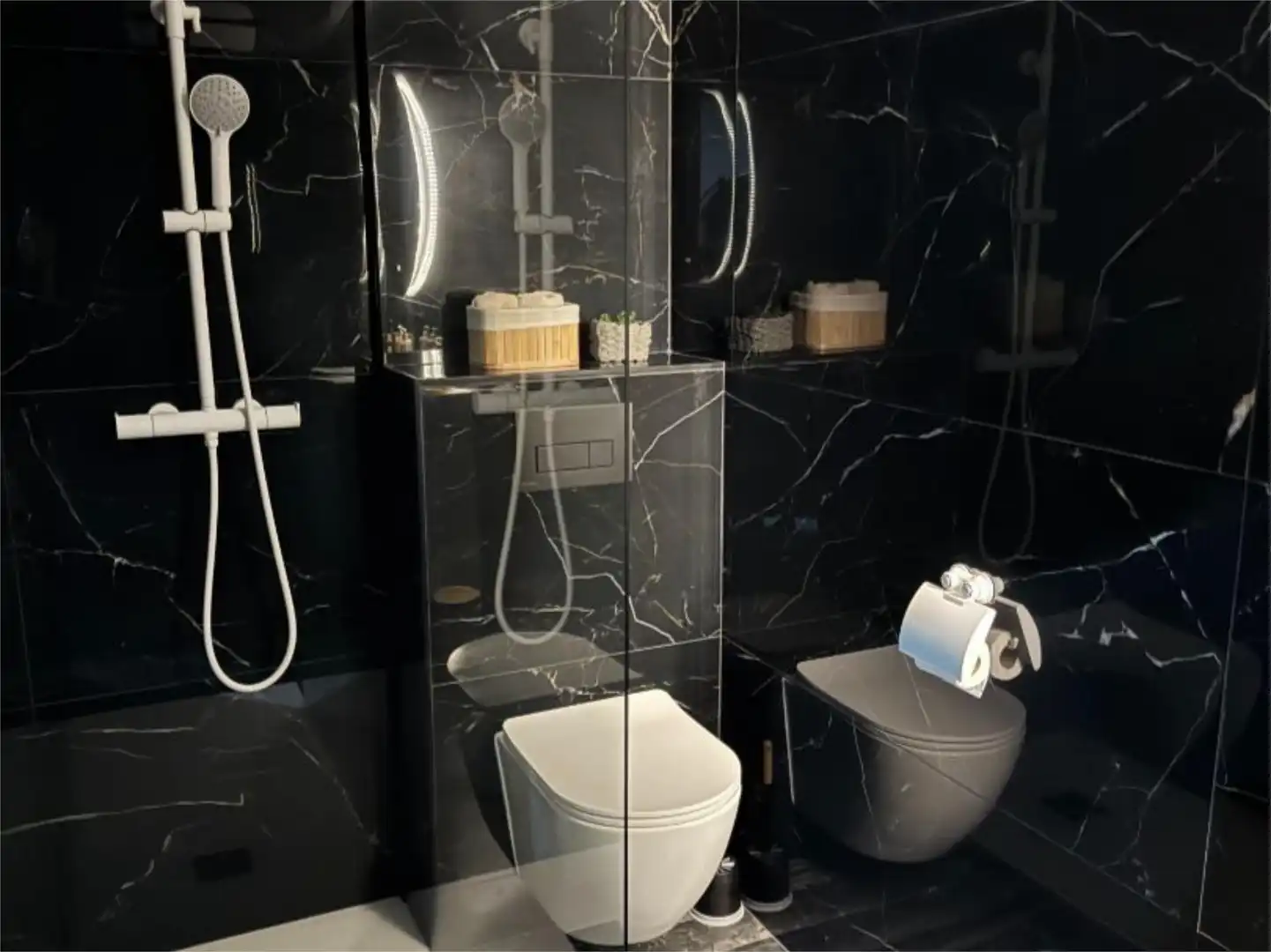 Bathroom of Apartments for sale in Calpe / Calp  with Air Conditioner, Heating and Parquet flooring