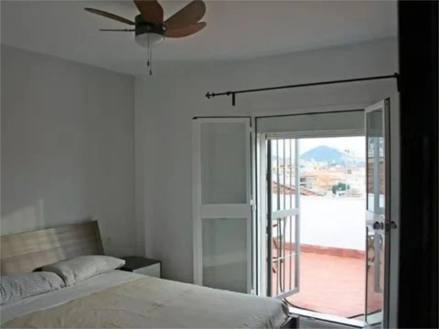 Flat for sale in Calle Identidad, 8, Fuente Alegre - El Chaparral - Los Morales Bedroom of Flat for sale in Málaga with Air Conditioner, Heating and Terrace